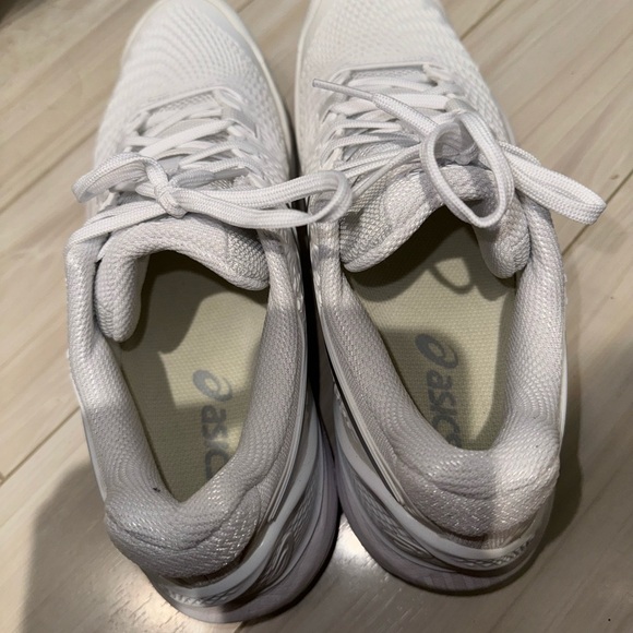 ASICS white Tennis Shoes (10) - Picture 5 of 7